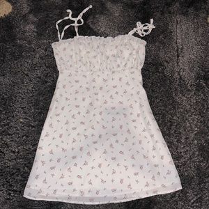 Lulu’s Dainty Floral Dress